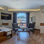 Seven Hills Boutique Hotel 3*