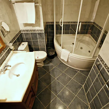 Uyan-special Category 3*