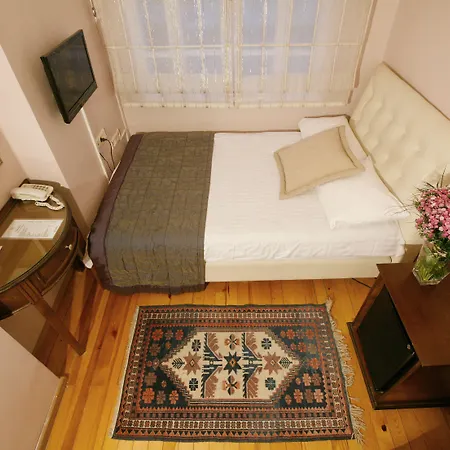 Uyan-special Category Hotel Istanboel