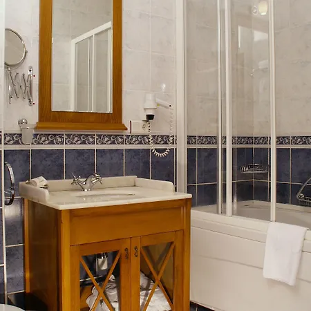 Uyan-special Category Hotel 3*