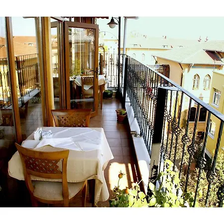 Uyan-special Category 3*